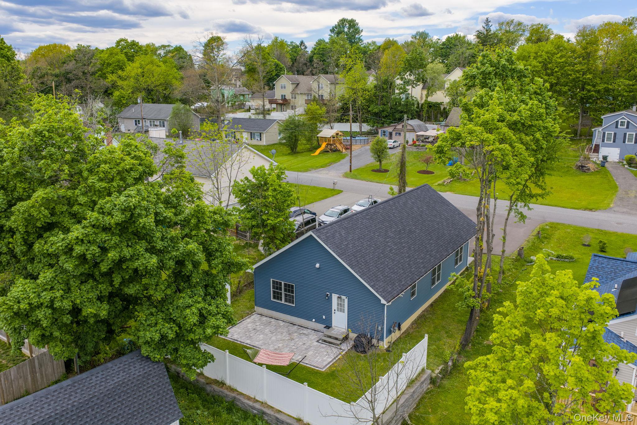 153 Ridgewood Avenue Middletown, NY 10940 - Photo 26 of 35