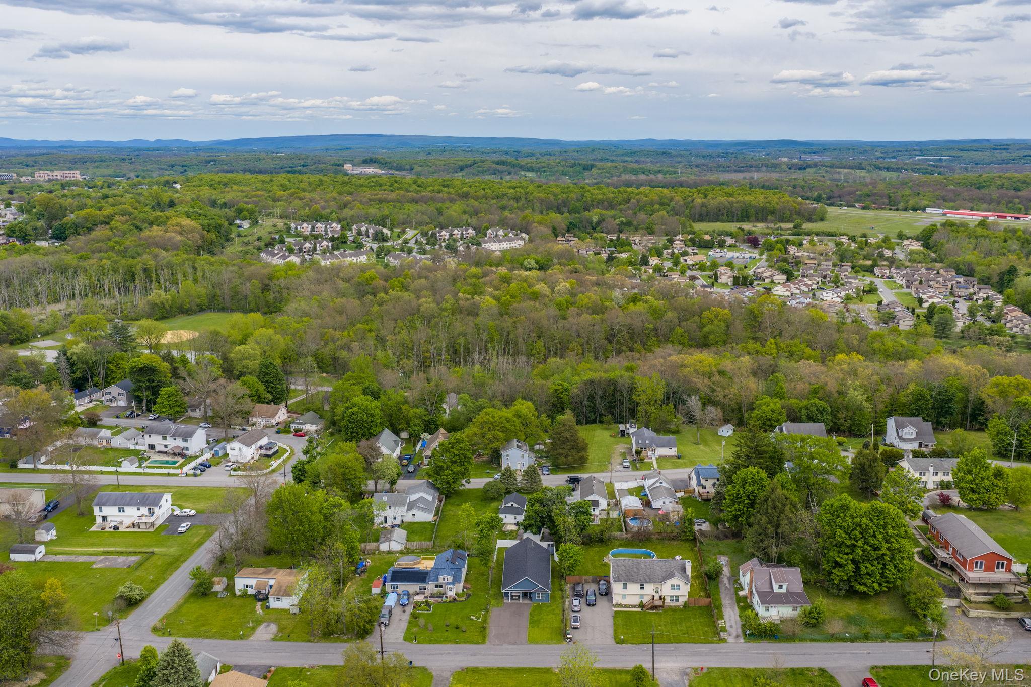 153 Ridgewood Avenue Middletown, NY 10940 - Photo 32 of 35