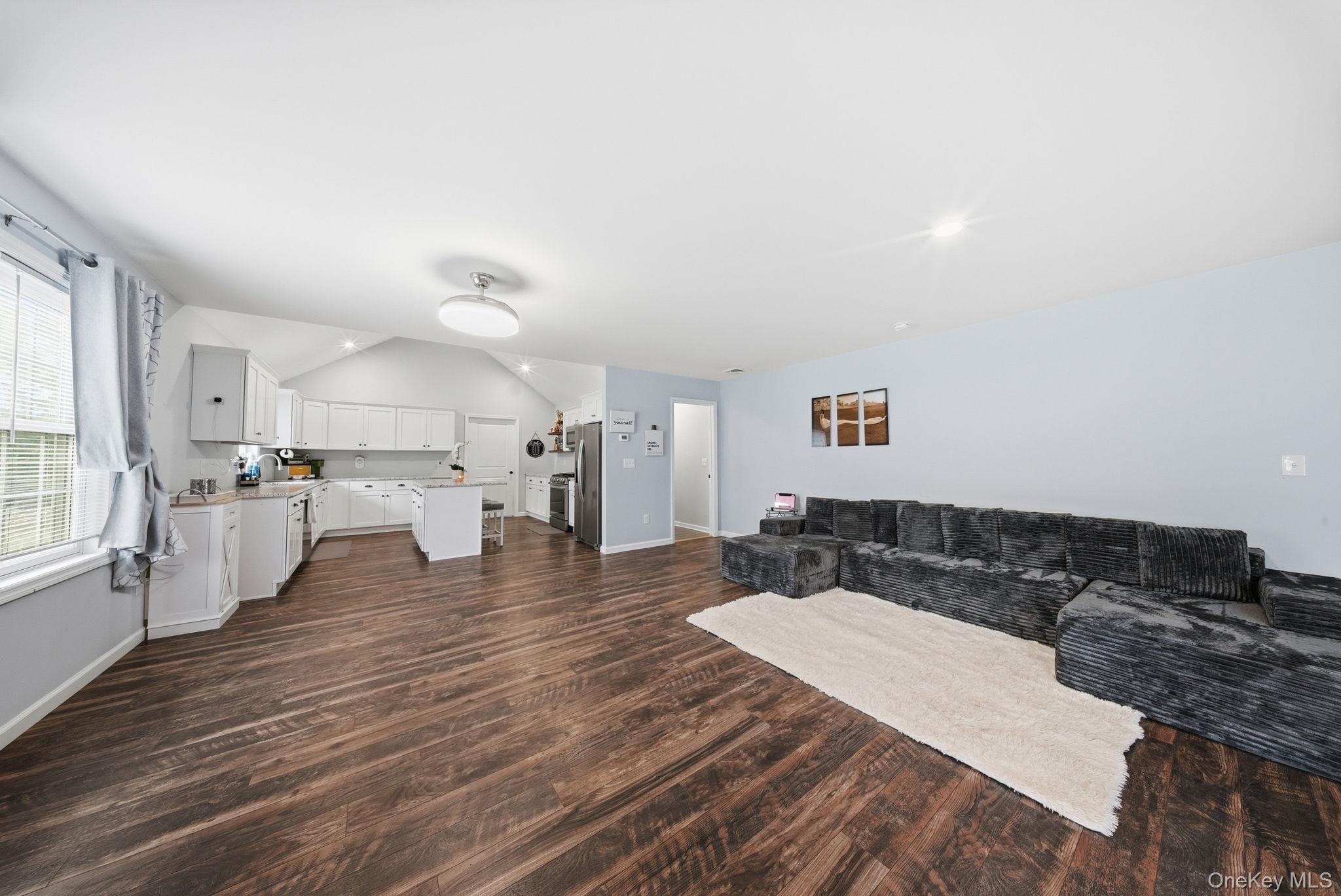 153 Ridgewood Avenue Middletown, NY 10940 - Photo 8 of 35