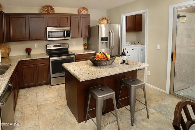 $2,900 | 3333 South Conestoga Road, Apache Junction, AZ 85119