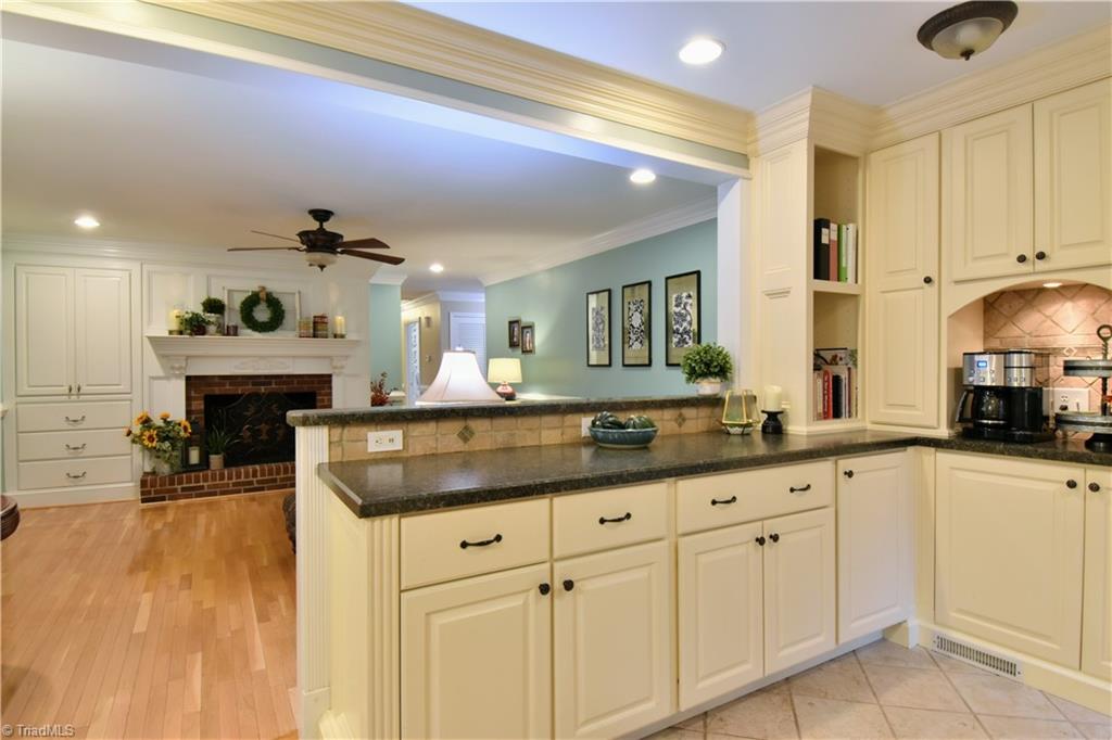 4221 Witherow Road Winston-Salem, NC 27106 - Photo 14 of 33 Gallery Image 14
