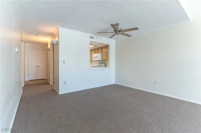 $1,400 | 7100 West Pirates Cove Road, Unit 2089, Las Vegas, NV 89145