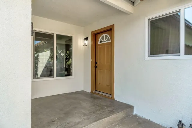 en view of front door