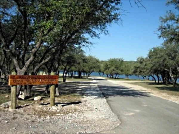 $1,000 | 7113 Comstock Cove, Unit RT SIDE, Lago Vista, TX 78645