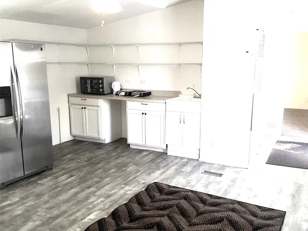 $1,000 | 7113 Comstock Cove, Unit RT SIDE, Lago Vista, TX 78645