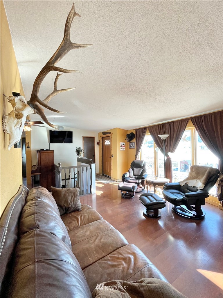 181 Henry Road Tonasket, WA 98855 - Photo 14 of 40 Gallery Image 14