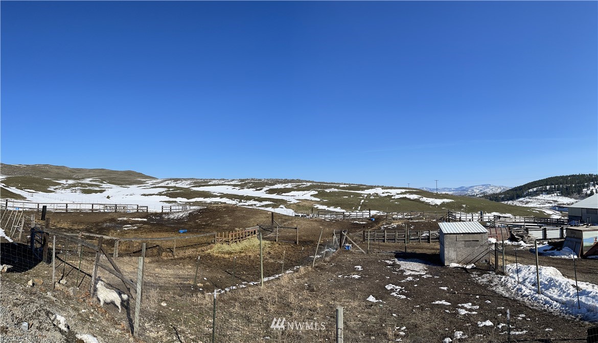 181 Henry Road Tonasket, WA 98855 - Photo 39 of 40 Gallery Image 39
