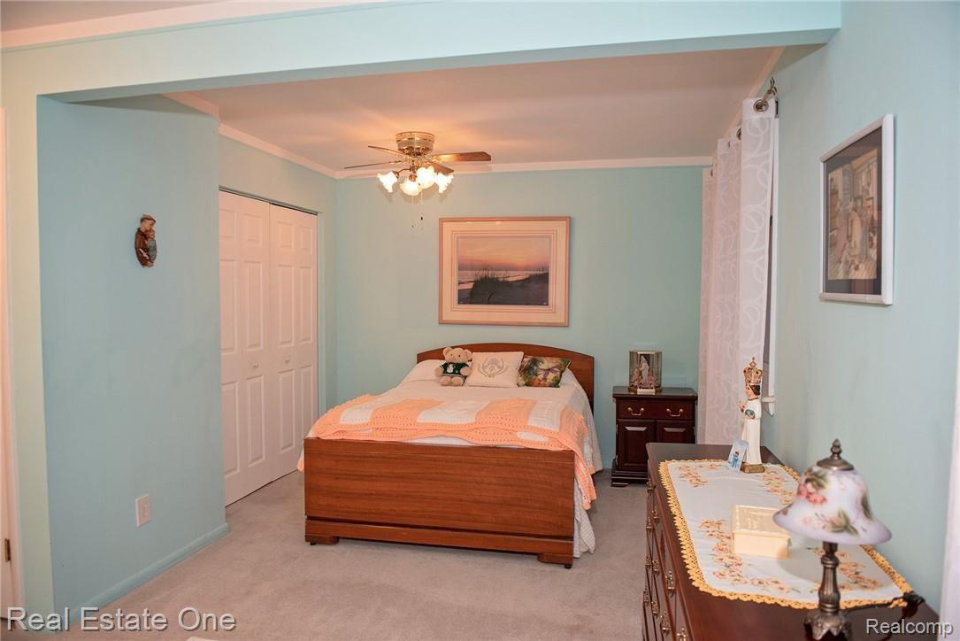 1853 Massoit Road Royal Oak, MI 48073 - Photo 17 of 38 Massoit-25.jpg