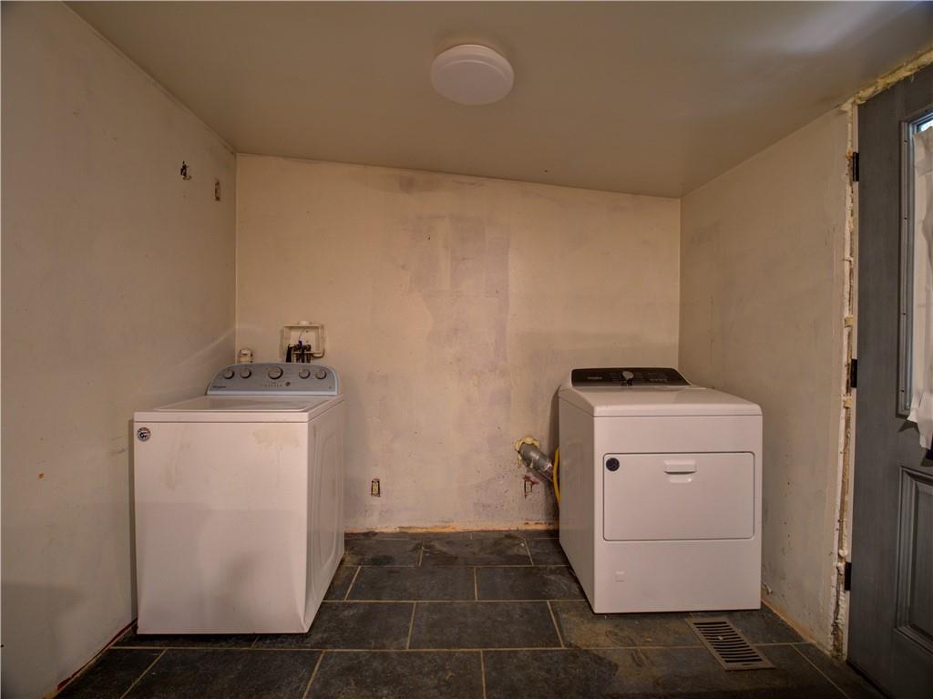 1160 Jefferson Road Pittsburgh, PA 15235 - Photo 10 of 23 Gallery Image 10