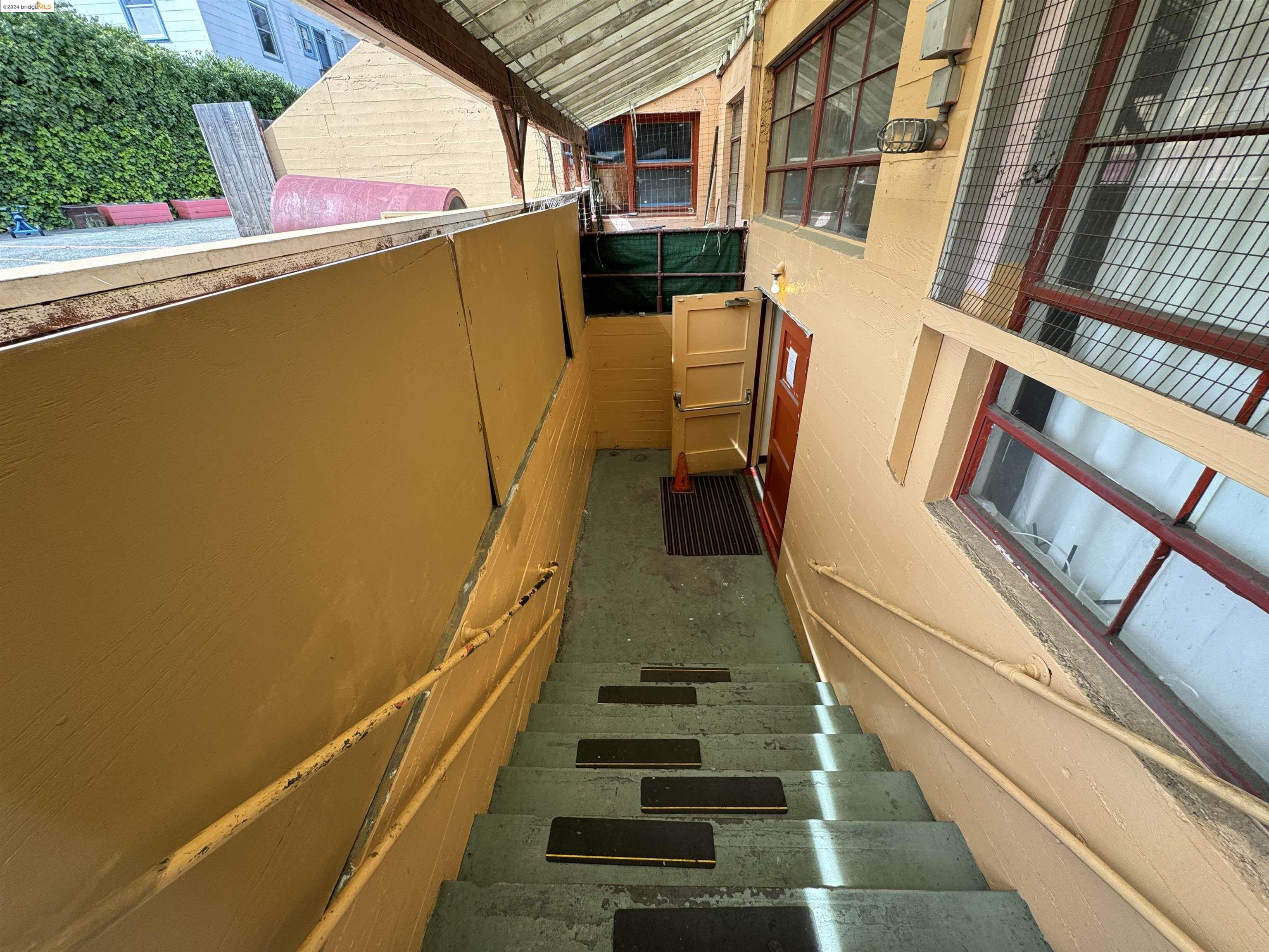 2330 Prince Street Berkeley, CA 94705 - Photo 21 of 55 a view of an outdoor space