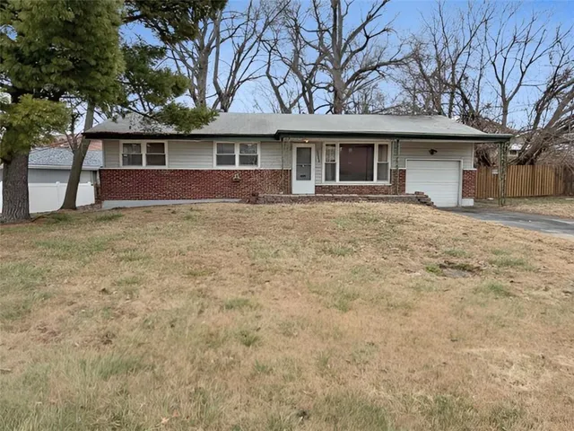 $67,500 | 9468 Halls Ferry Road, St. Louis, MO 63136