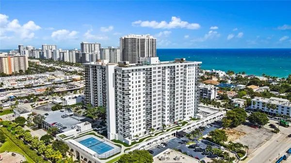 $300,000 | 3015 North Ocean Boulevard, Unit 7K, Fort Lauderdale, FL 33308