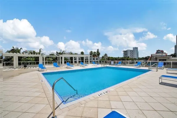 $300,000 | 3015 North Ocean Boulevard, Unit 7K, Fort Lauderdale, FL 33308