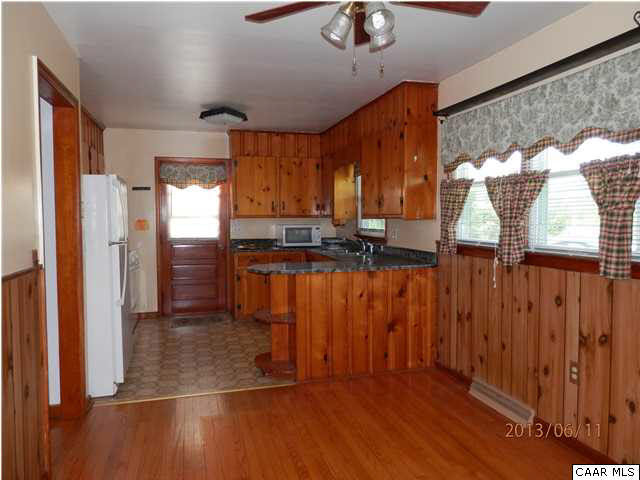 34416 Parker Road Locust Grove, VA 22508 - Photo 11 of 28 Dining Room