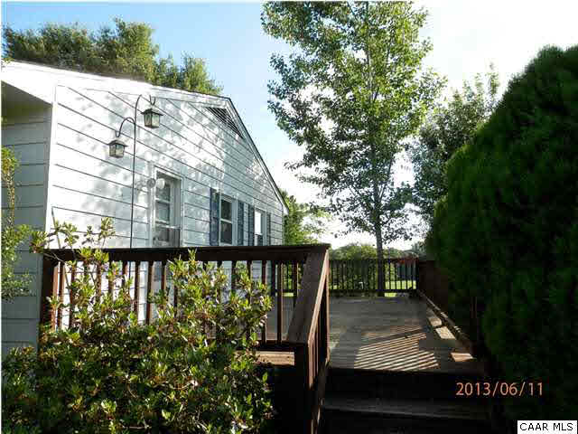 34416 Parker Road Locust Grove, VA 22508 - Photo 14 of 28 Deck