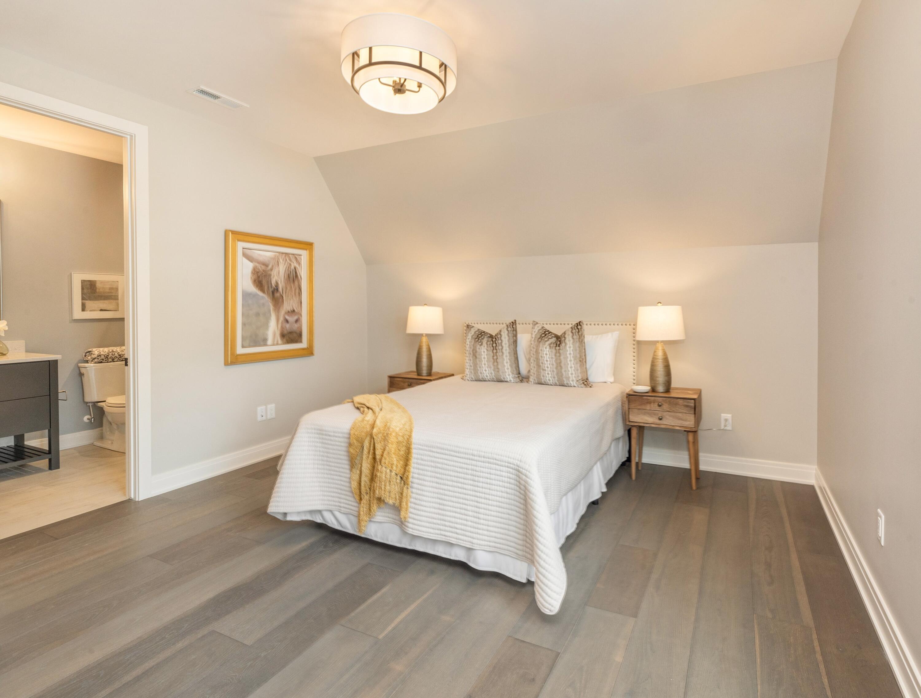 5589 North Danbury Road Whitefish Bay, WI 53217 - Photo 16 of 26 Bedroom II