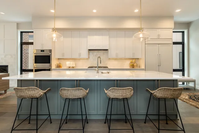 $2,350,000 | 5589 North Danbury Road, Whitefish Bay, WI 53217