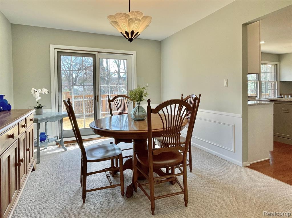 174 Aintree Road Rochester, MI 48306 - Photo 8 of 50