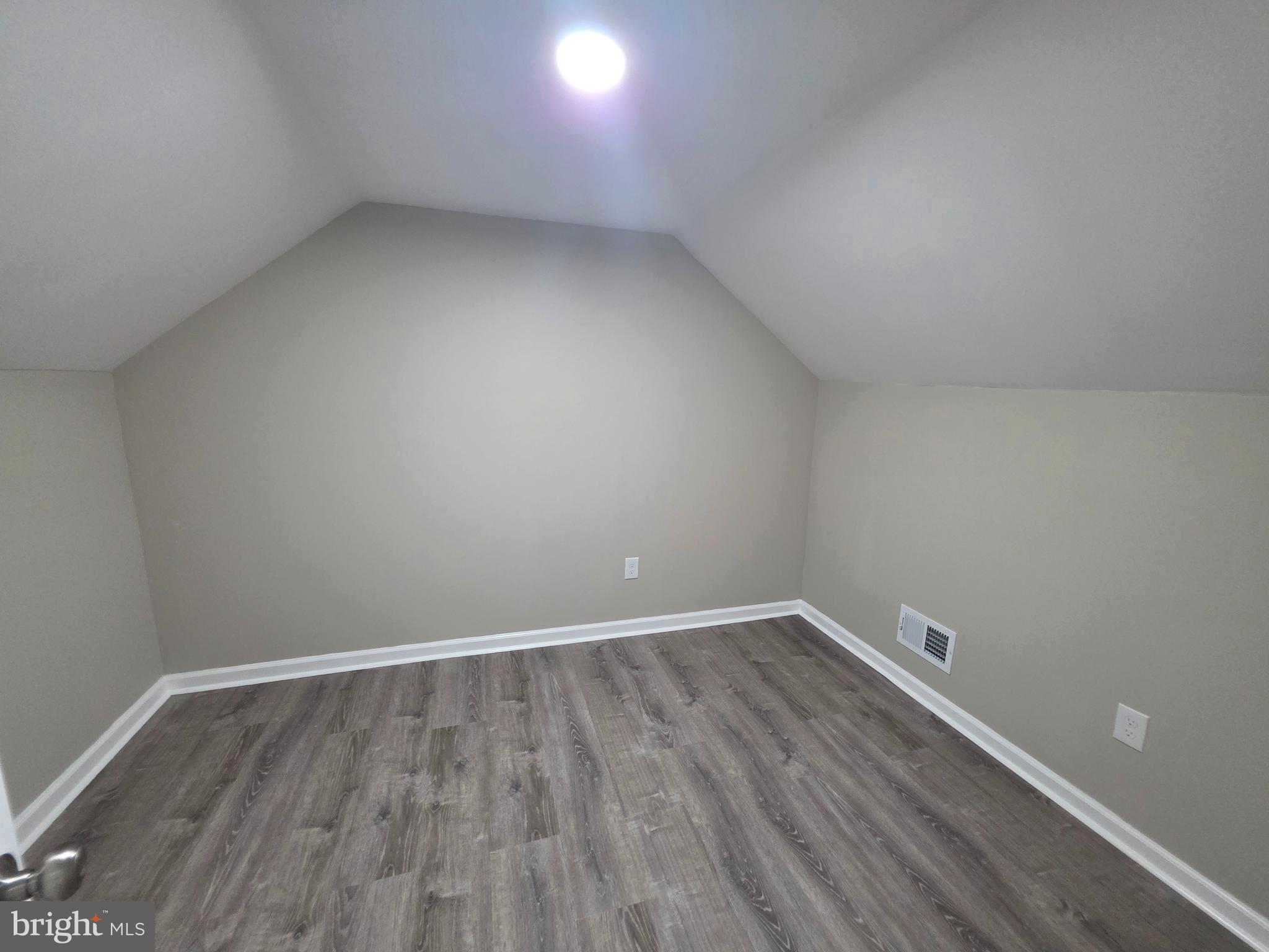 75 Hedge Street Salem, NJ 08079 - Photo 12 of 16