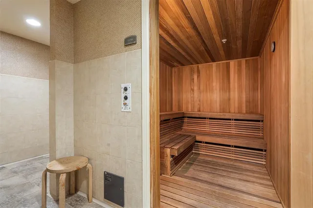 $12,000 | 715 Bayshore Drive, Unit 1004, Fort Lauderdale, FL 33304