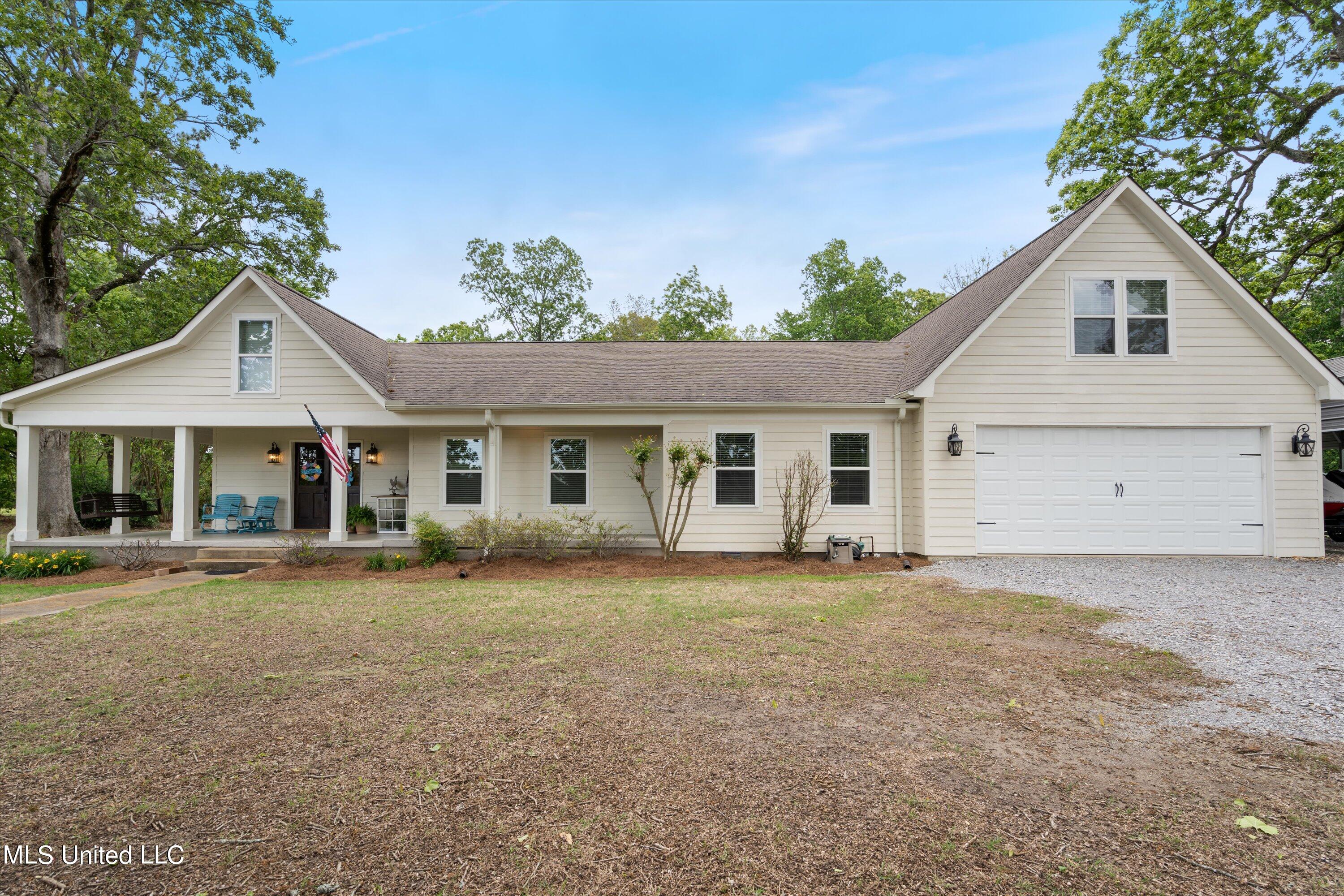 2753 Lyles Road Senatobia, MS 38668 - Photo 1 of 52 01-DSC9840