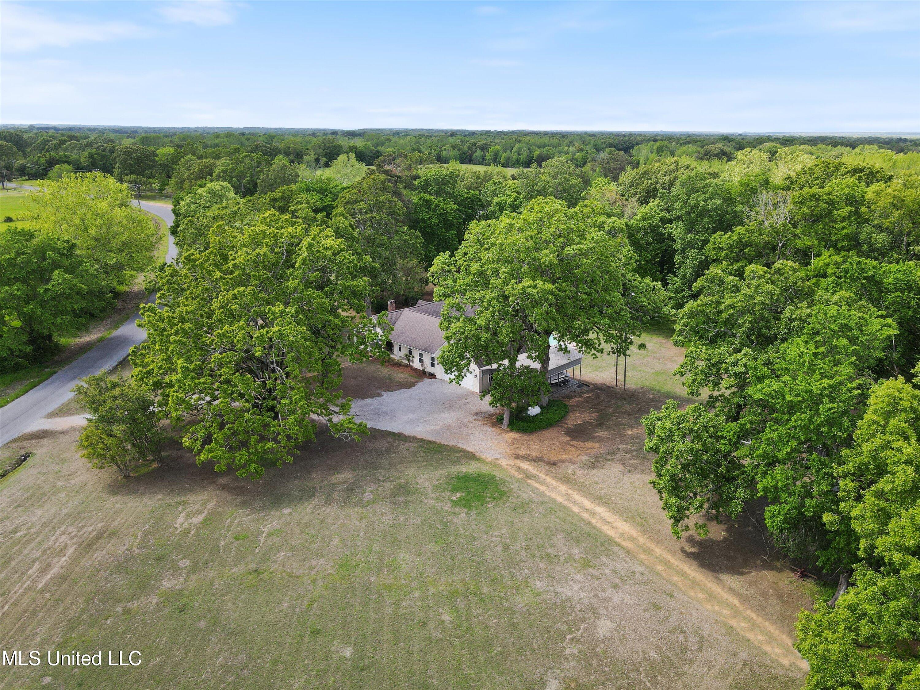 2753 Lyles Road Senatobia, MS 38668 - Photo 50 of 52 50-DJI_0196