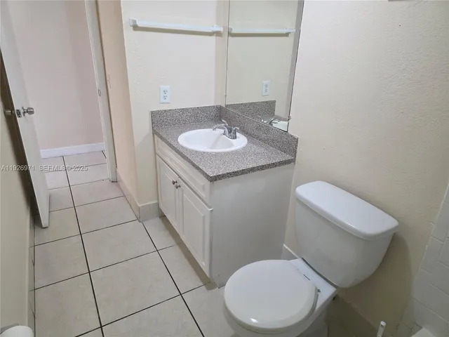 $2,175 | 4400 West 16th Avenue, Unit 630, Hialeah, FL 33012