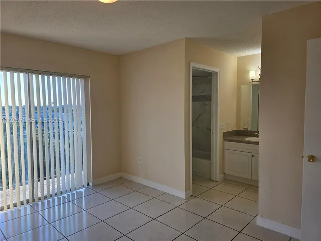 $2,175 | 4400 West 16th Avenue, Unit 630, Hialeah, FL 33012