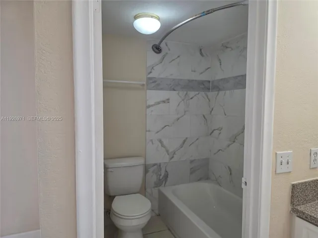 $2,175 | 4400 West 16th Avenue, Unit 630, Hialeah, FL 33012