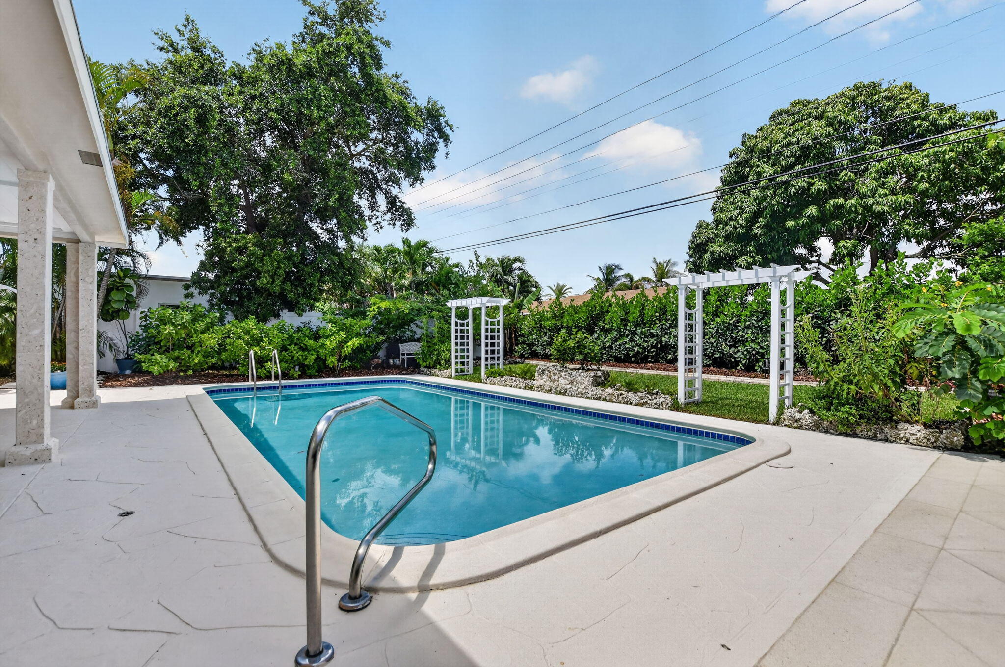 1207 Southwest 12th Avenue Boca Raton, FL 33486 - Photo 28 of 41 Pool
