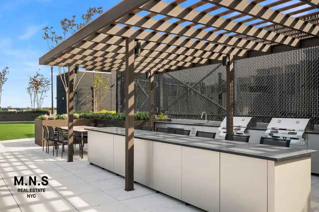 $3,969 | 65 Dupont Street, Unit 340 | Greenpoint