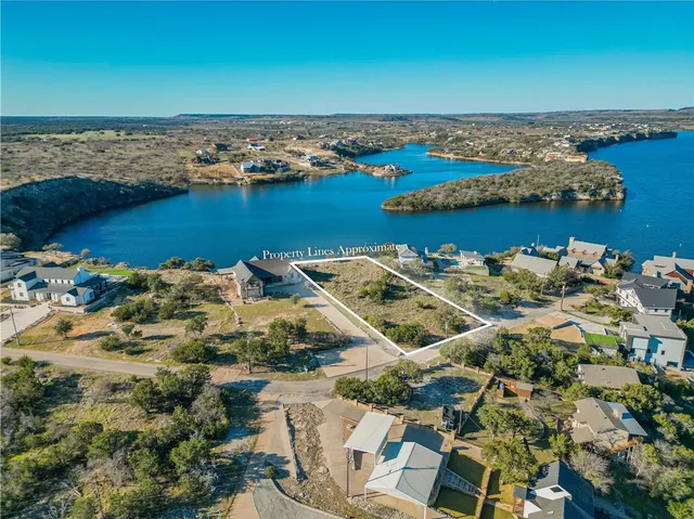 $535,000 | Lot 285 East Hells Gate Drive, Strawn, TX 76475