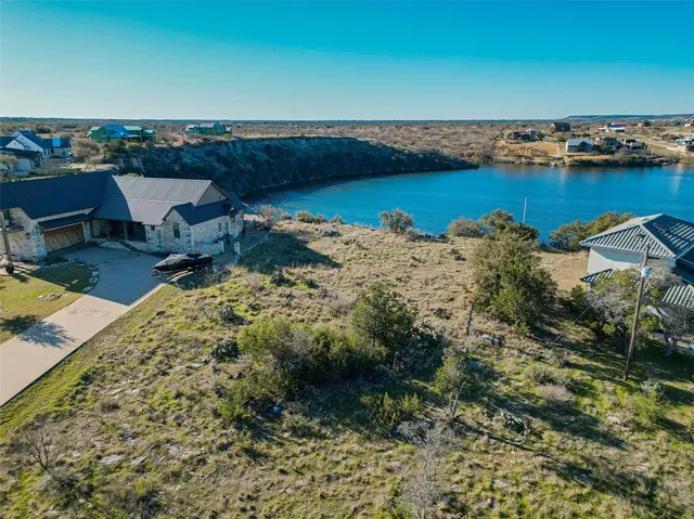 $535,000 | Lot 285 East Hells Gate Drive, Strawn, TX 76475