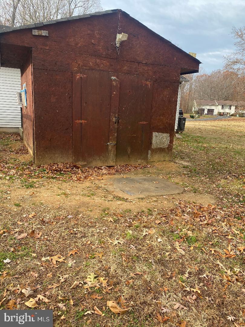 12239 Brandywine Road Brandywine, MD 20613 - Photo 18 of 25 Shed