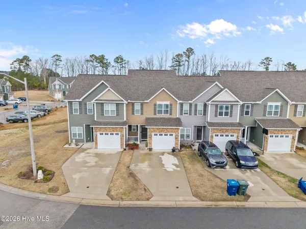 $264,900 | 1808 Fox Den Way, Greenville, NC 27858