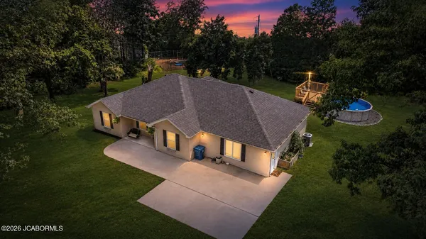 $459,900 | 3420 County Road 488, Holts Summit, MO 65043