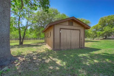 $135,000 | 48 Lakeview Drive, Huntsville, TX 77320