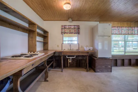 $135,000 | 48 Lakeview Drive, Huntsville, TX 77320