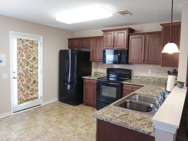 5804 Pescara Drive Pace, FL 32571 - Photo 7 of 23