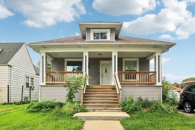 $370,000 | 2024 South 6th Avenue, Maywood, IL 60153