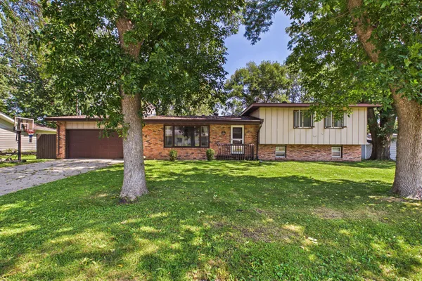 $285,000 | 1506 Elm Street, Albert Lea, MN 56007