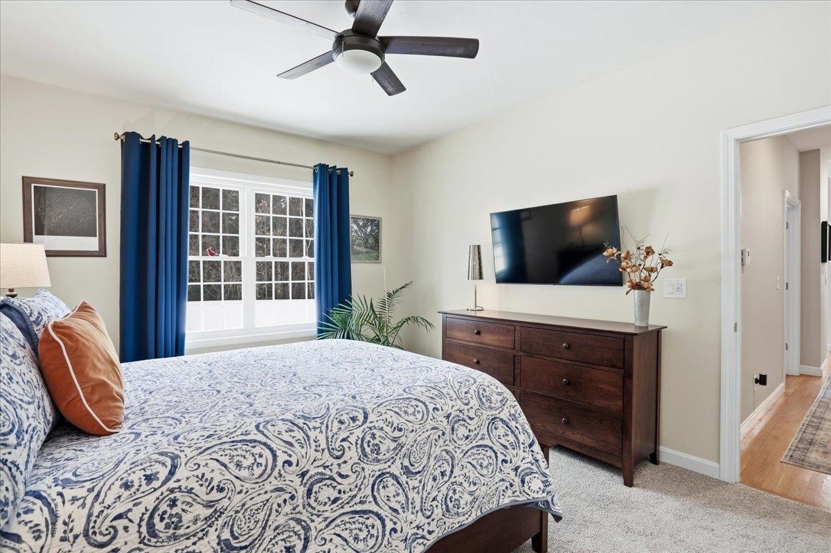 74 Old Stage Road Litchfield, NH 03052 - Photo 25 of 43