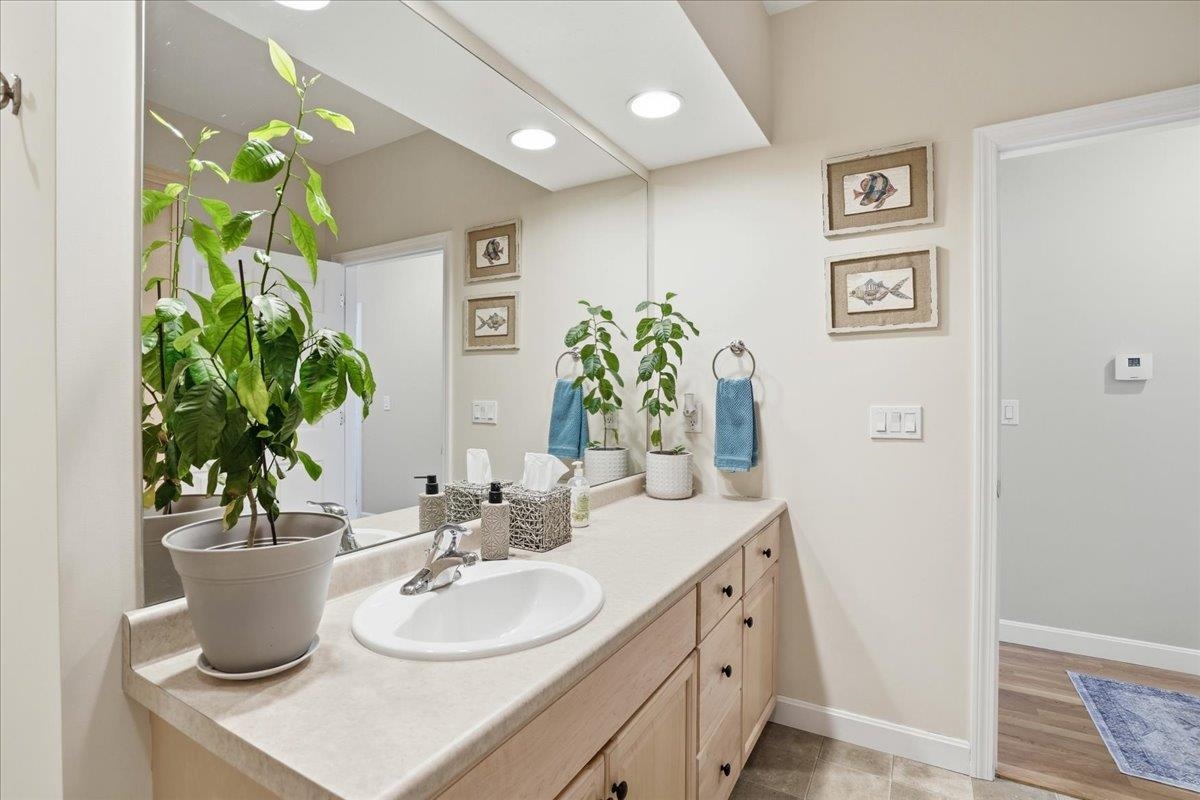 74 Old Stage Road Litchfield, NH 03052 - Photo 29 of 43