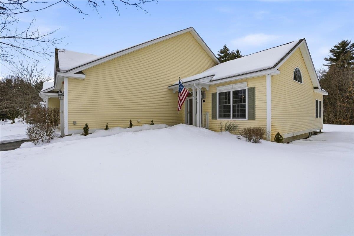 74 Old Stage Road Litchfield, NH 03052 - Photo 35 of 43