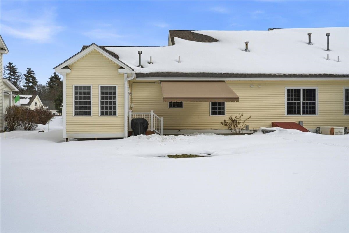 74 Old Stage Road Litchfield, NH 03052 - Photo 36 of 43