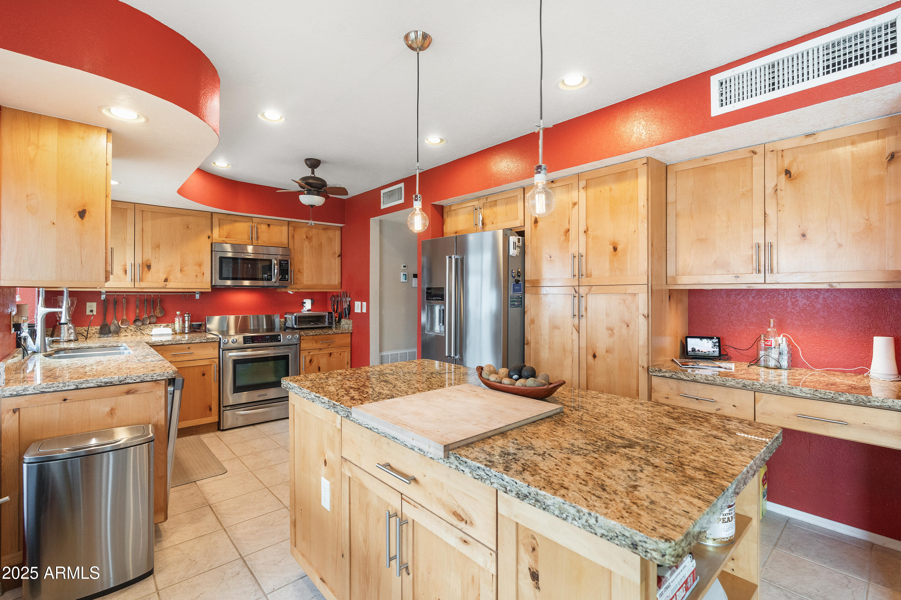 3227 East Clark Road Phoenix, AZ 85050 - Photo 12 of 36 DSC02233_1