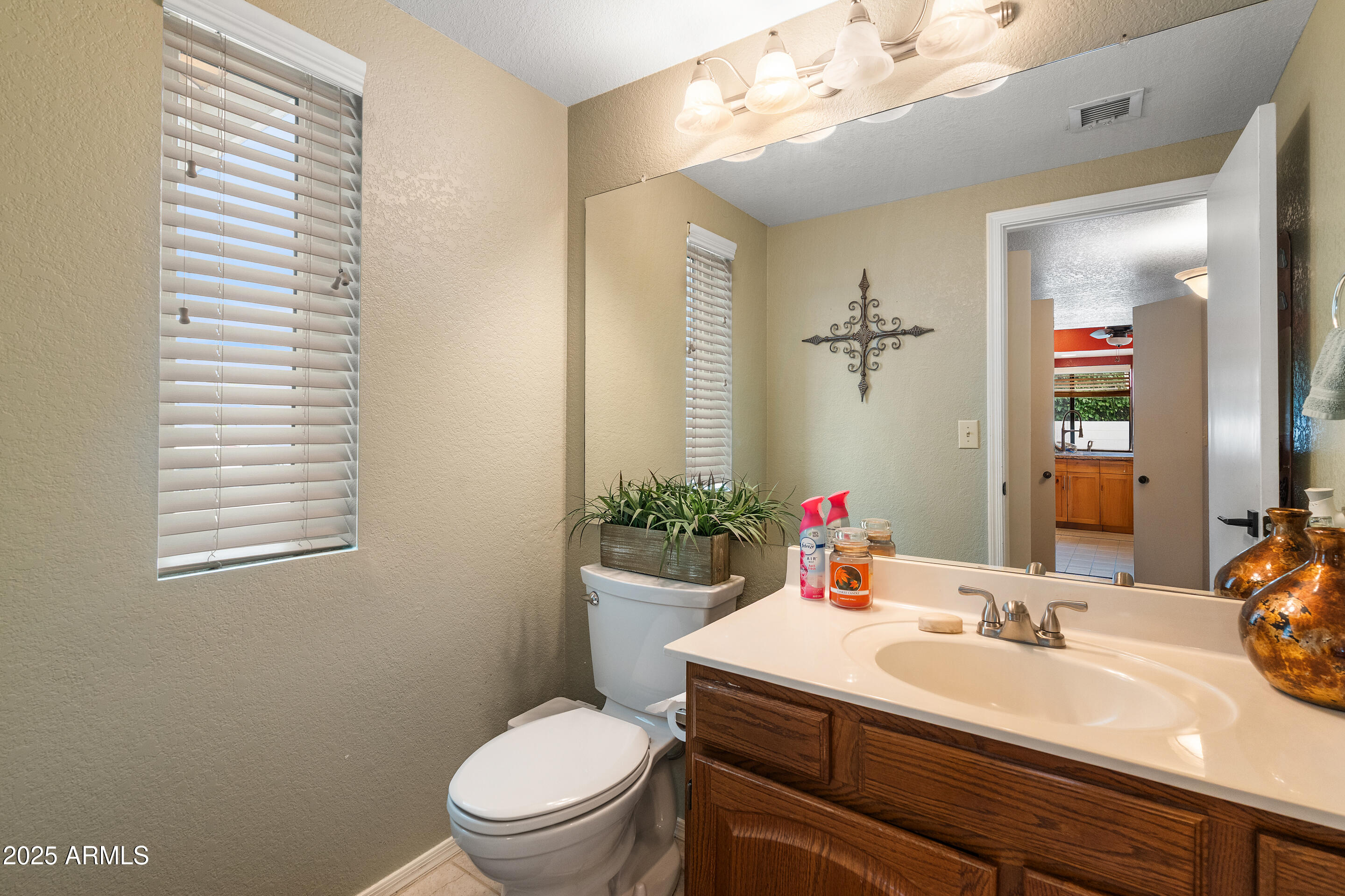 3227 East Clark Road Phoenix, AZ 85050 - Photo 18 of 36 DSC02251_1