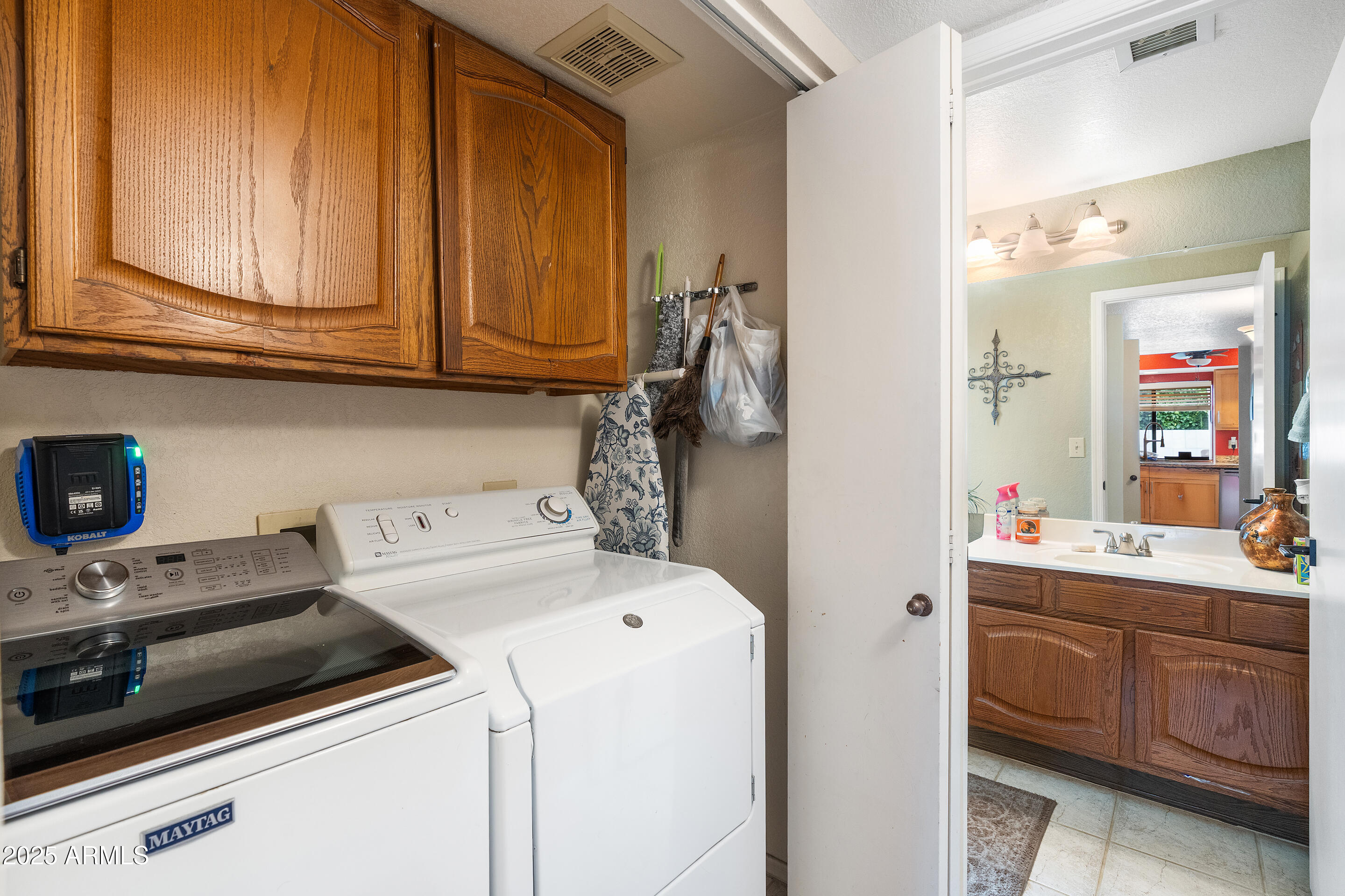 3227 East Clark Road Phoenix, AZ 85050 - Photo 19 of 36 DSC02254_1