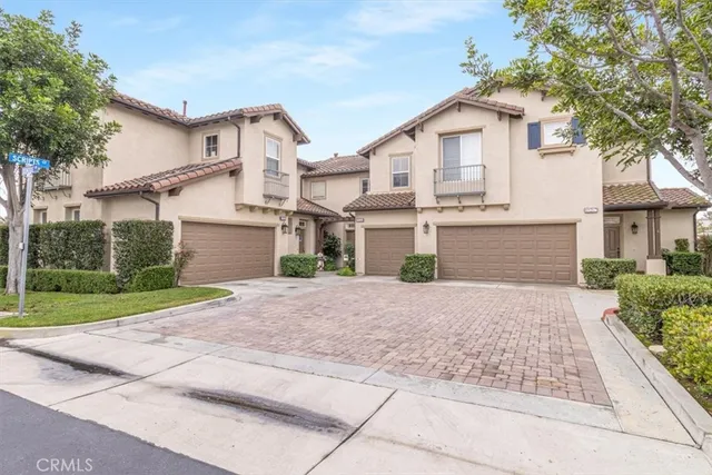 $1,347,000 | 19266 Scripts Court, Huntington Beach, CA 92648