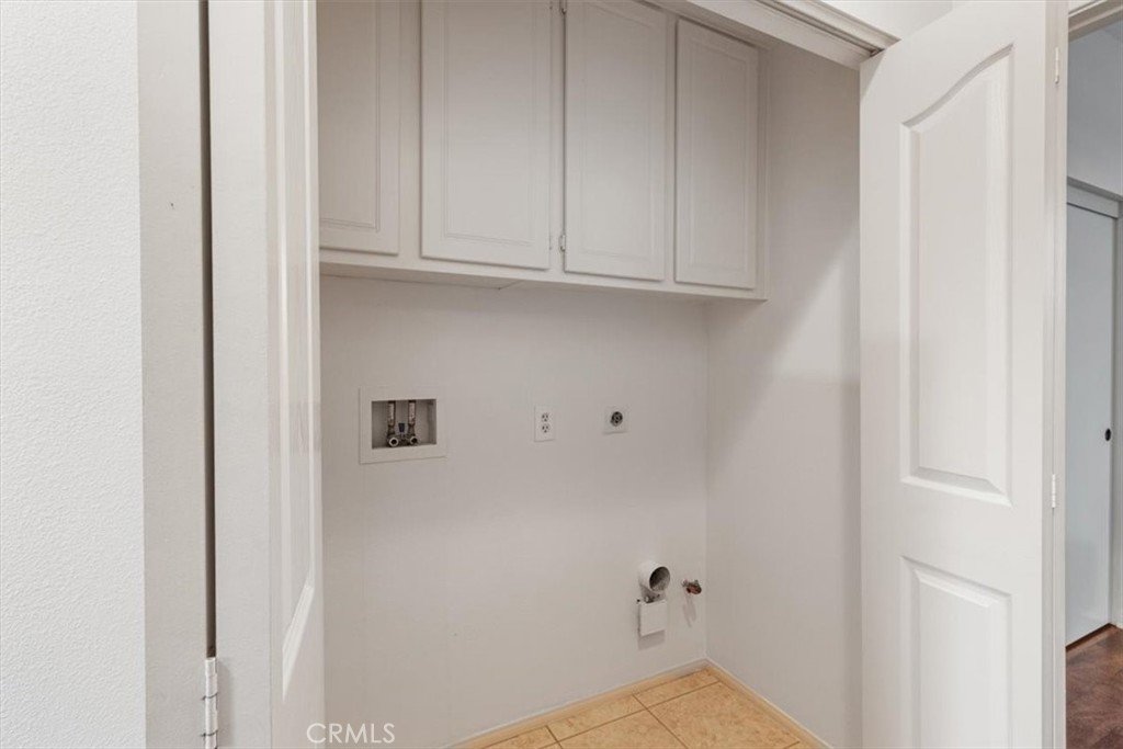 19266 Scripts Court Huntington Beach, CA 92648 - Photo 25 of 47 a view of bathroom